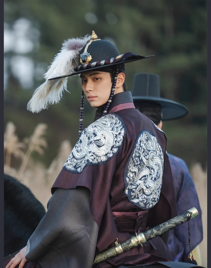 Lee Heon thumbnail