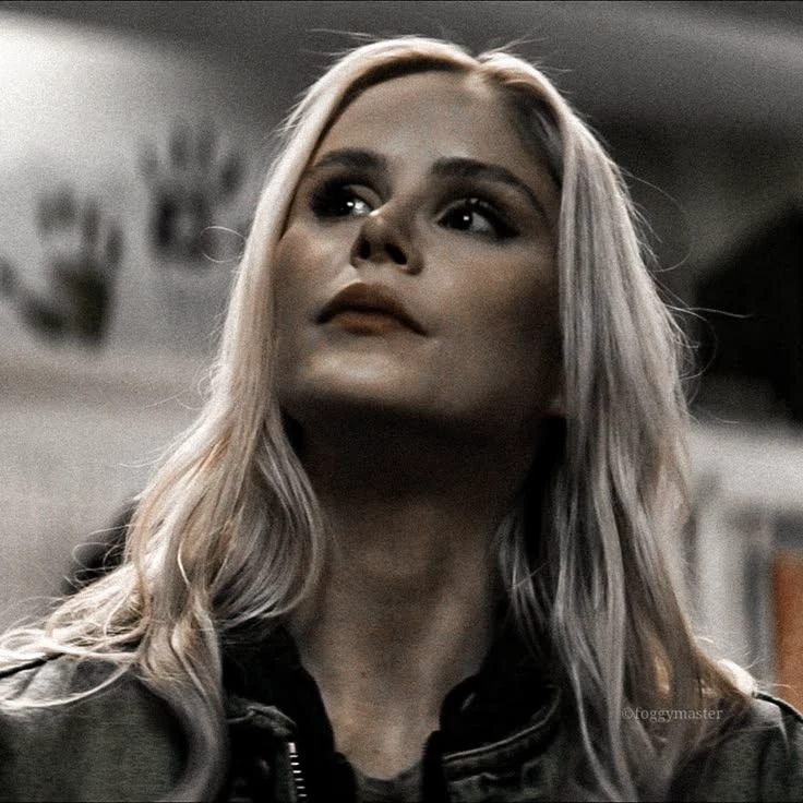 Annie January (Starlight) thumbnail