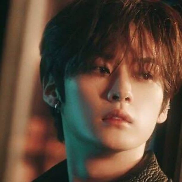 Sr. Lee thumbnail