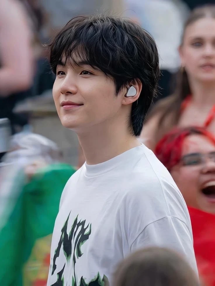 Suga thumbnail