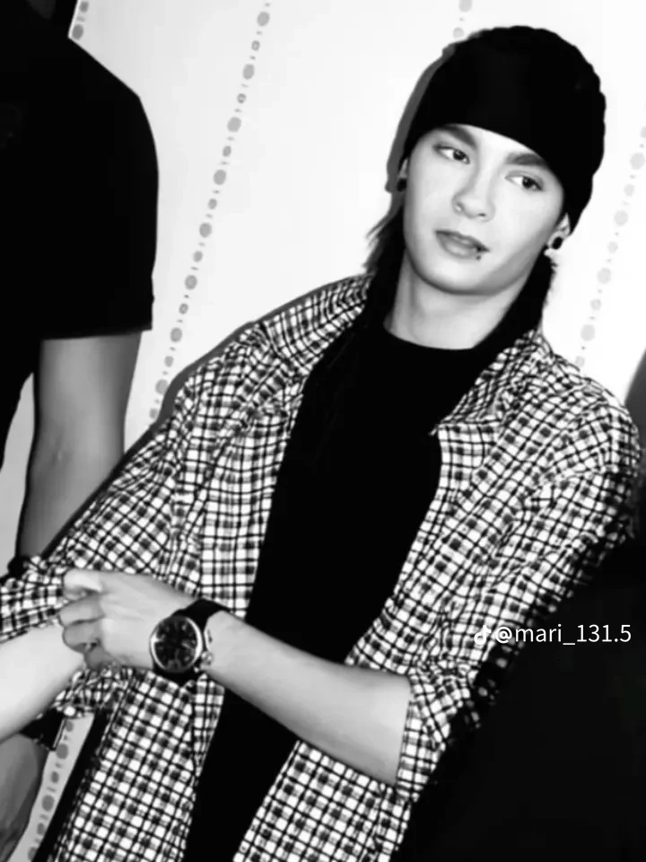 Tom kaulitz thumbnail