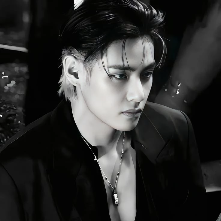 Kim Taehyung thumbnail