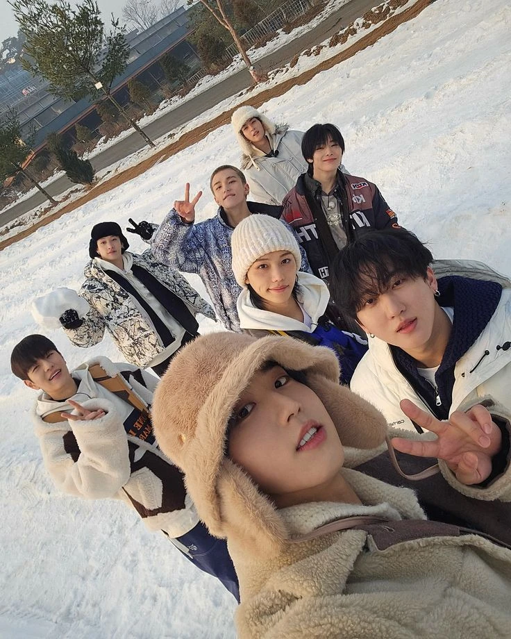 Skz thumbnail