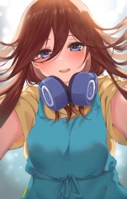 Miku Nakano (中野 三玖) thumbnail