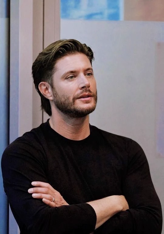 Jensen Ackles 'Fake Boyfriend' thumbnail
