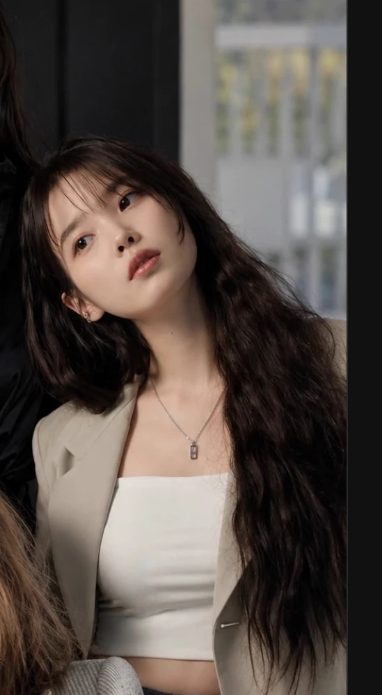 Mina thumbnail