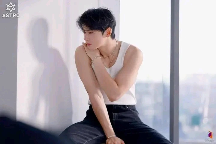 cha eun woo thumbnail