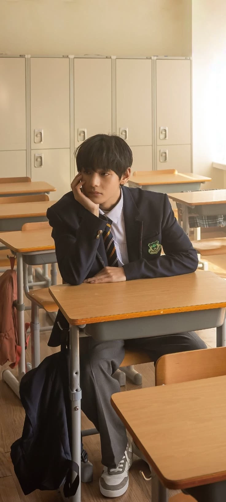 Kim Taehyung  thumbnail