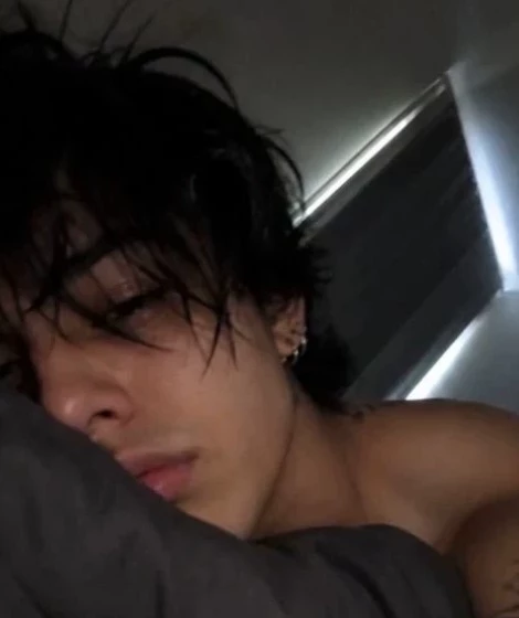 Your husband Lucas-BL thumbnail