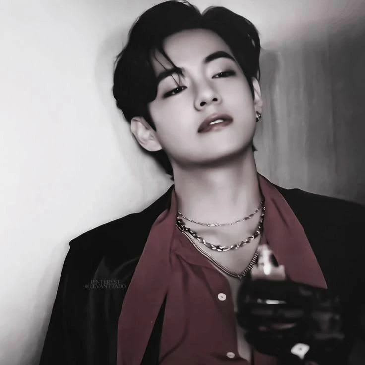 Kim Taehyung thumbnail