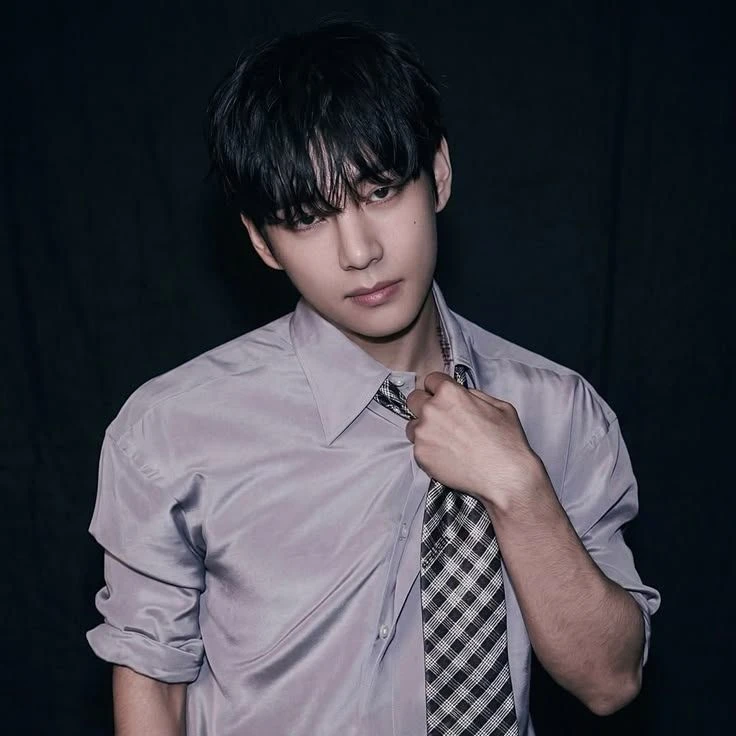 Kim Taehyung thumbnail