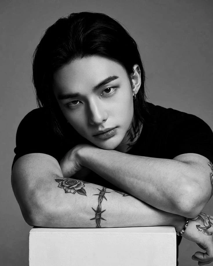Hwang Hyunjin thumbnail