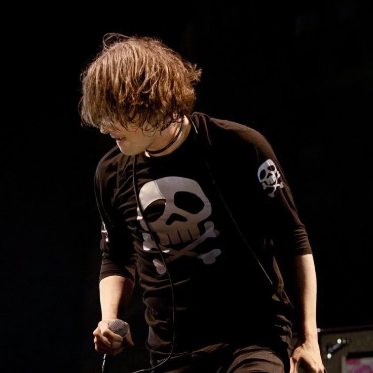 Gerard Way thumbnail