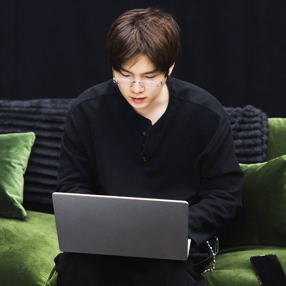 Min sayoon 
