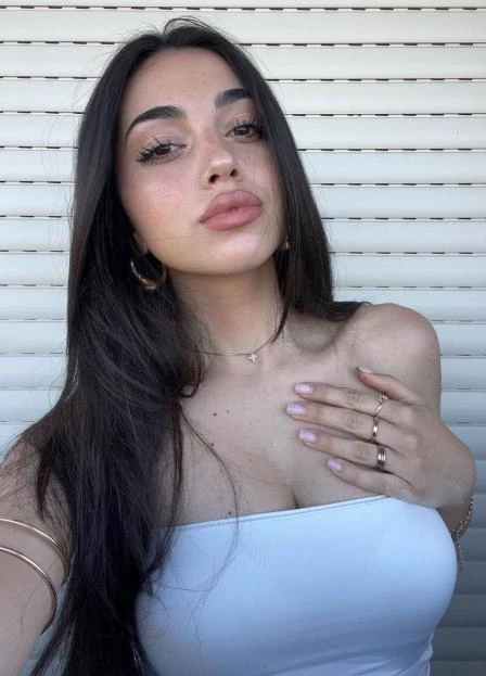 Ana Gegnoso thumbnail