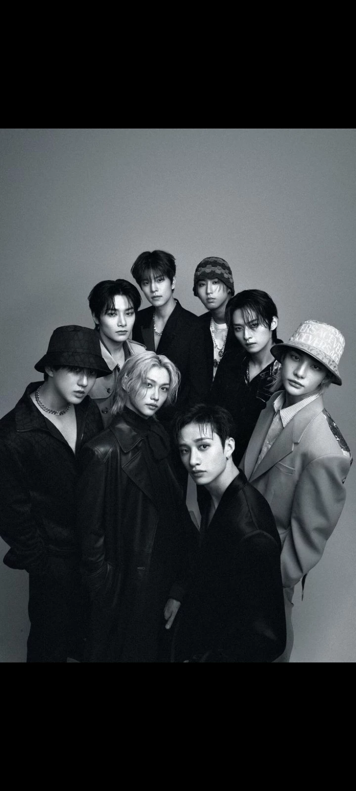 Stray kids thumbnail