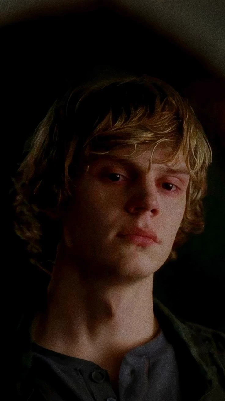 Tate Langdon thumbnail