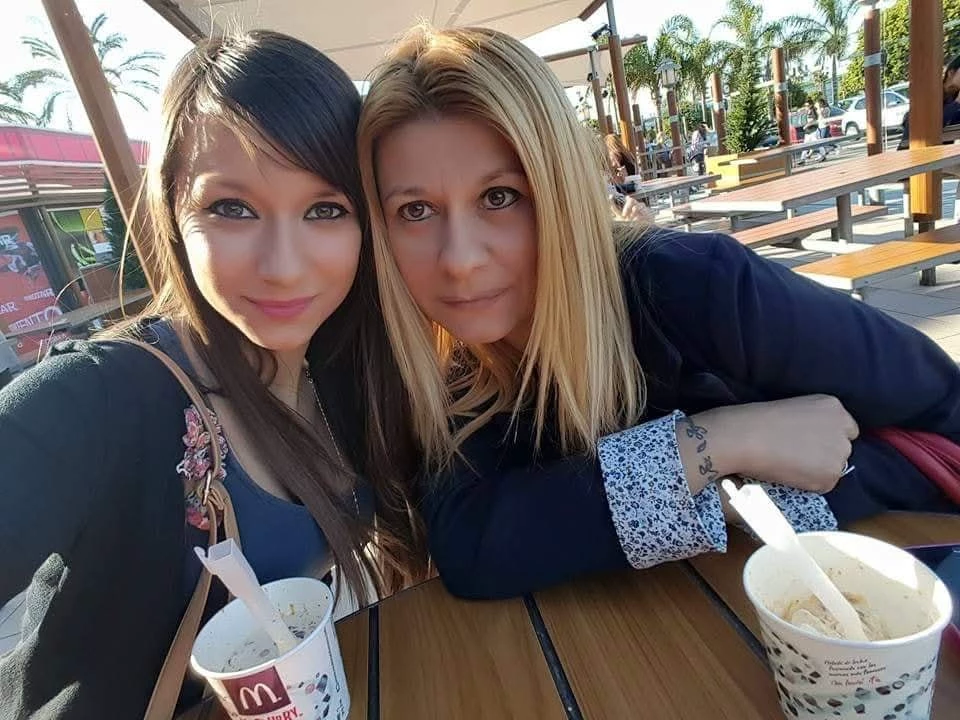 Prima Yolanda y tu prima Noelia  thumbnail