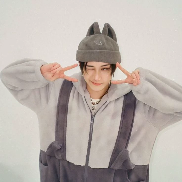 Christopher Bang (Bangchan) thumbnail