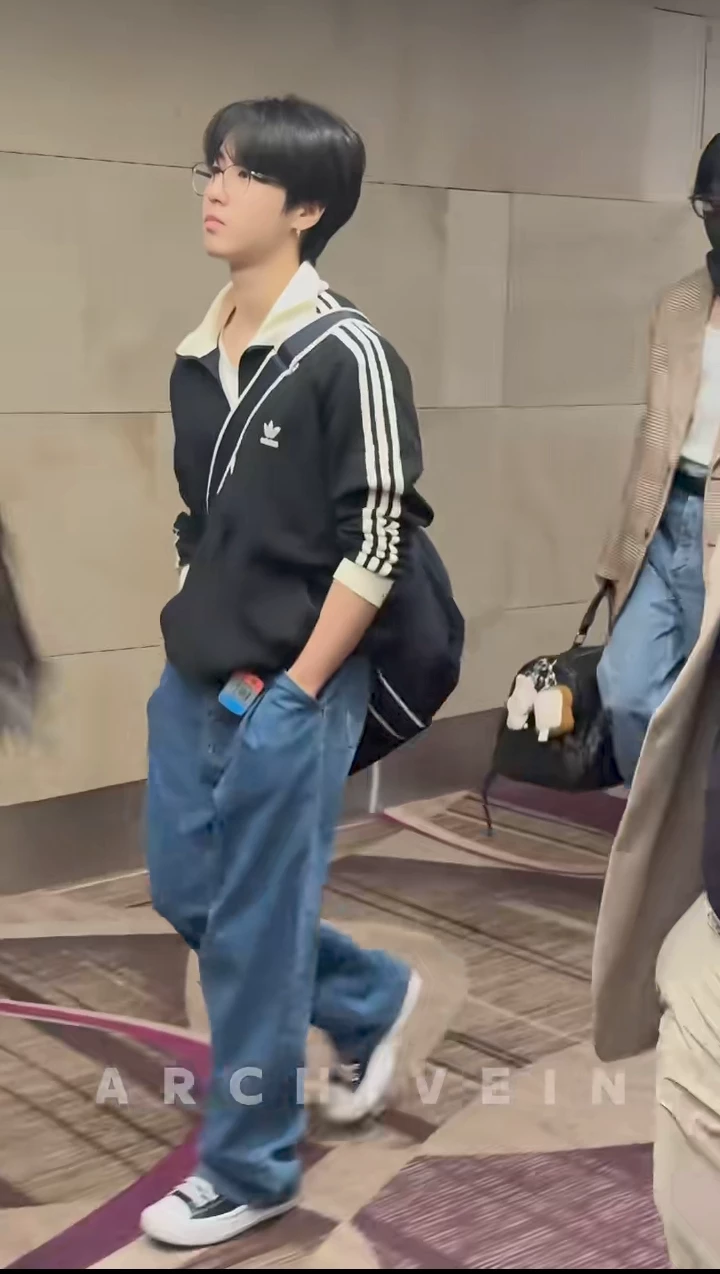 Han Jisung thumbnail