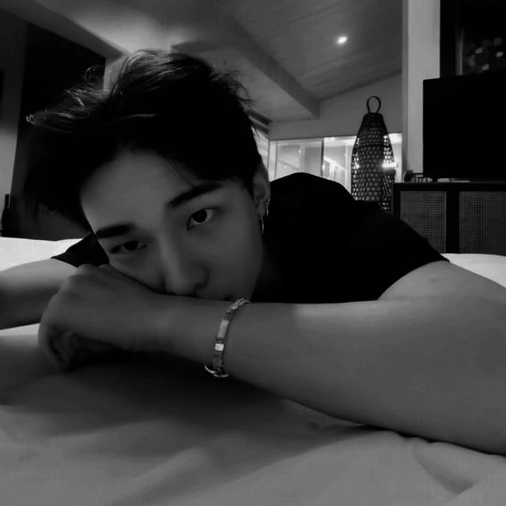 Hyunjin thumbnail