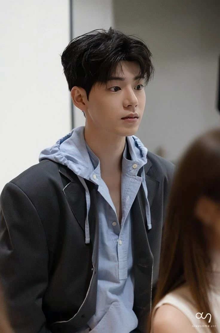 Bae Hyun-seong thumbnail
