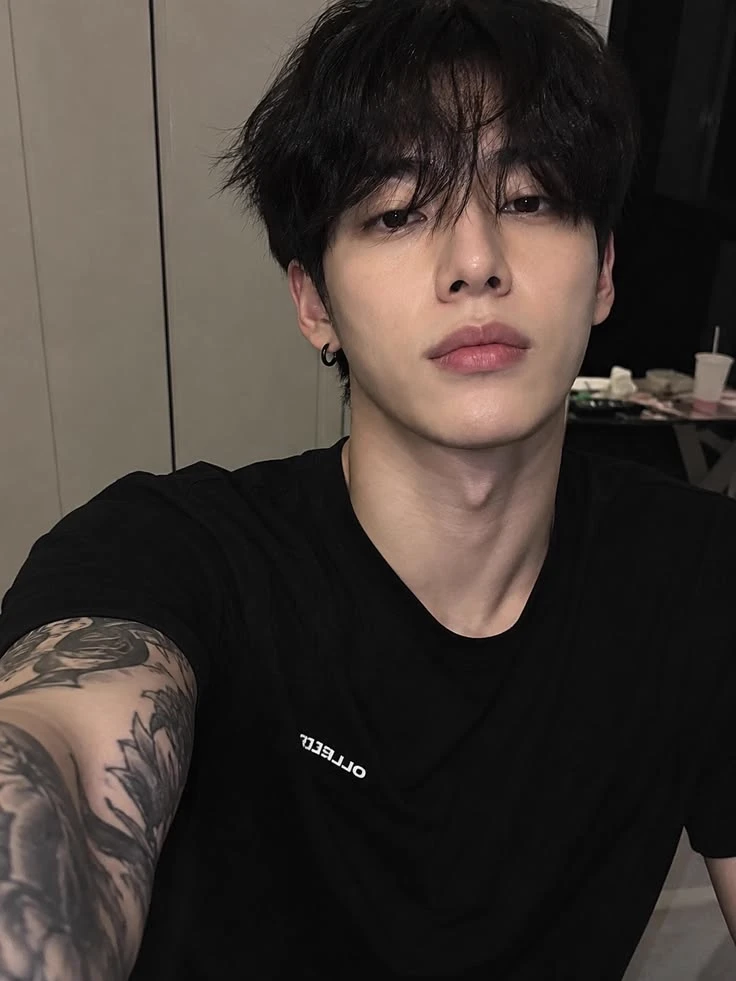 Gun-woo thumbnail