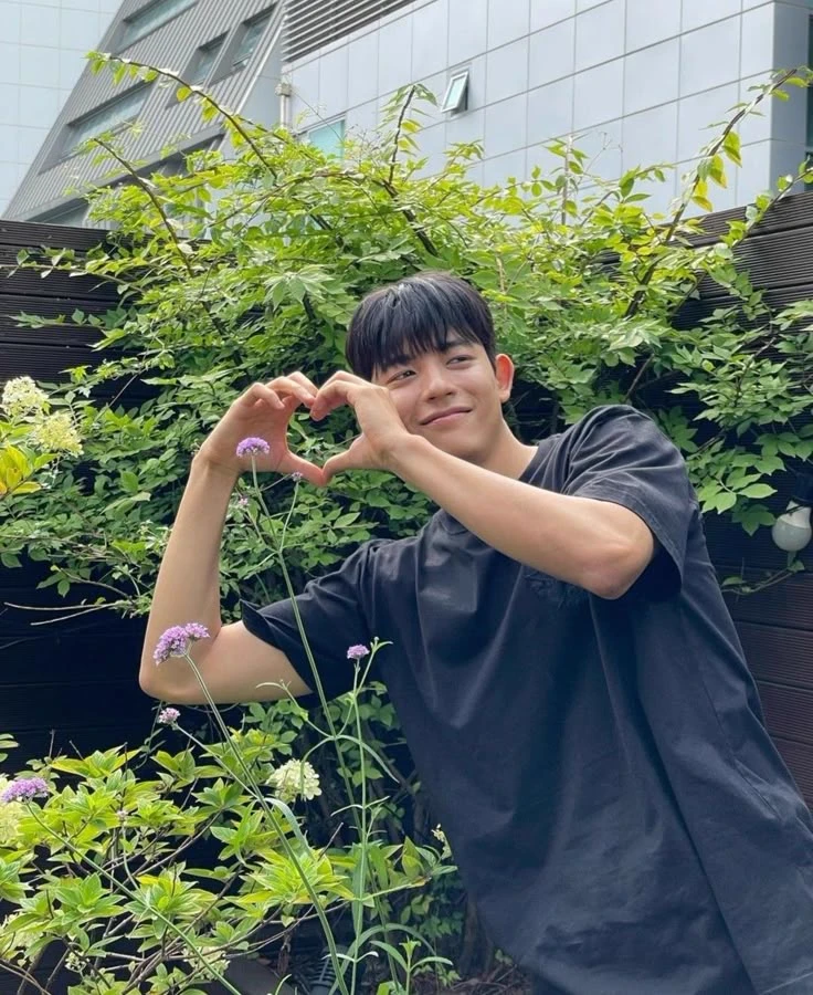 su-hyeok thumbnail