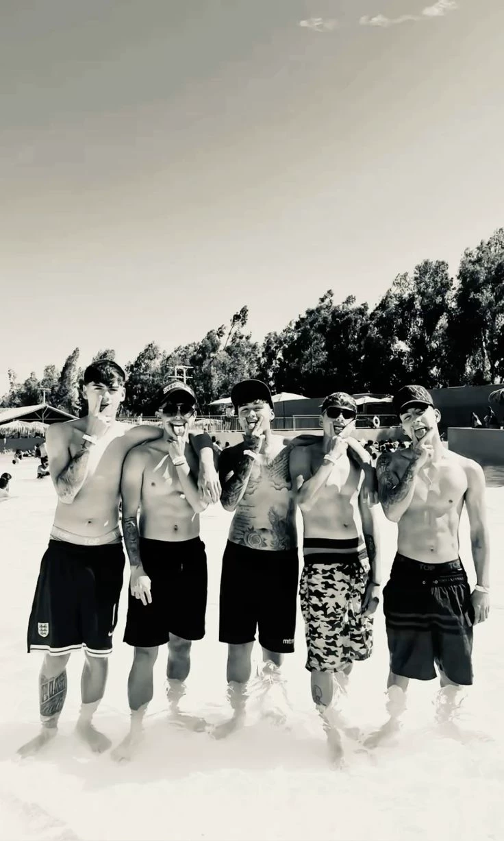 BOYS' SCHOOL thumbnail