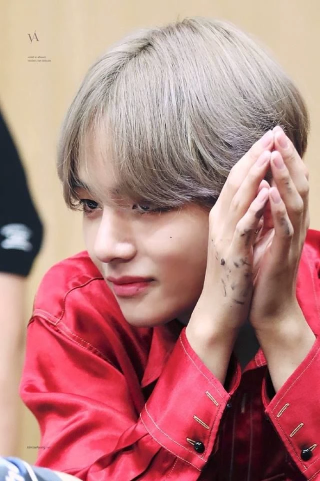 Kim Taehyung thumbnail