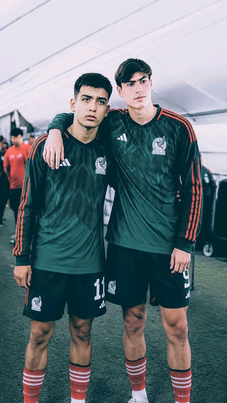 Gilberto Mora and Armando thumbnail