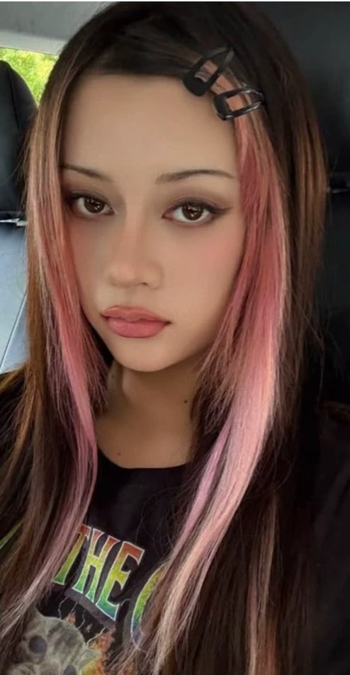 megan pick me lesbian thumbnail