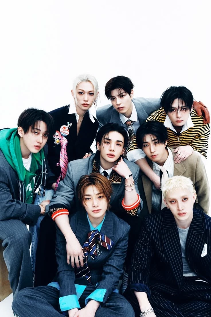 Stray Kids thumbnail