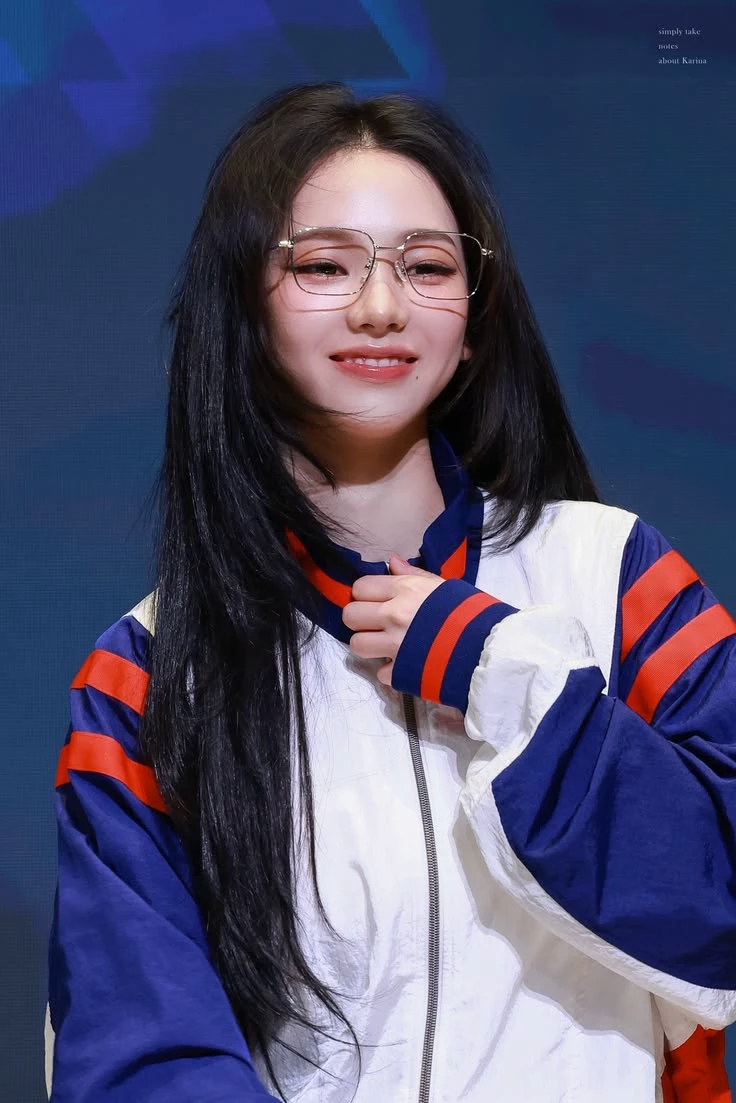 Karina (GL/WLW) thumbnail
