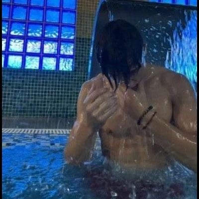 Alex thumbnail