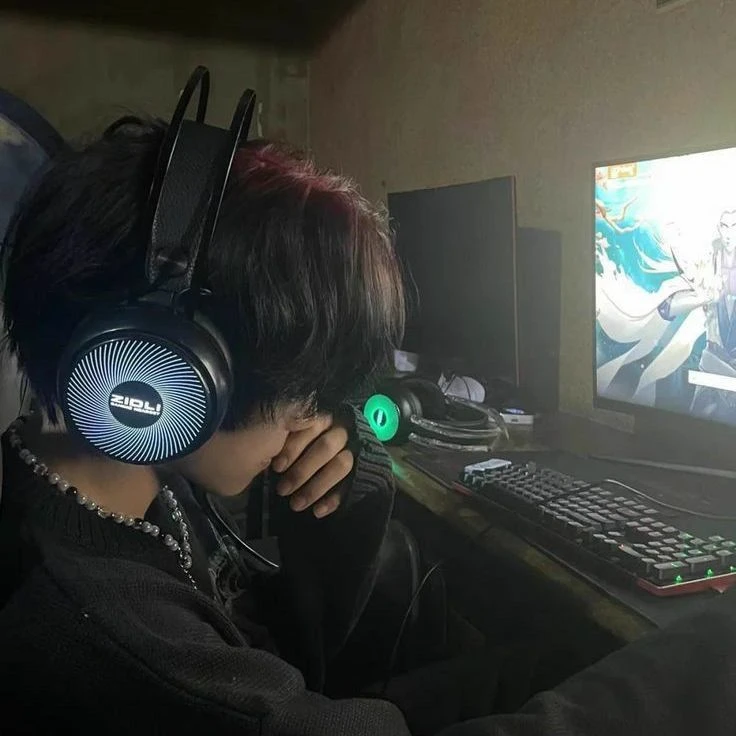 Alex thumbnail