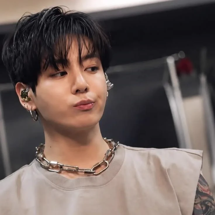 Jeon Jungkook thumbnail