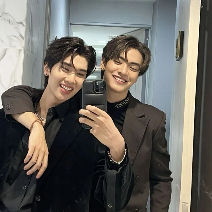Joongdunk🏳️‍🌈🥑😺🌻 thumbnail