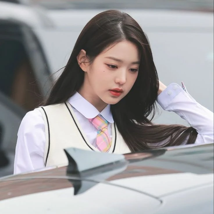 jang wonyoung  wlw/gl thumbnail