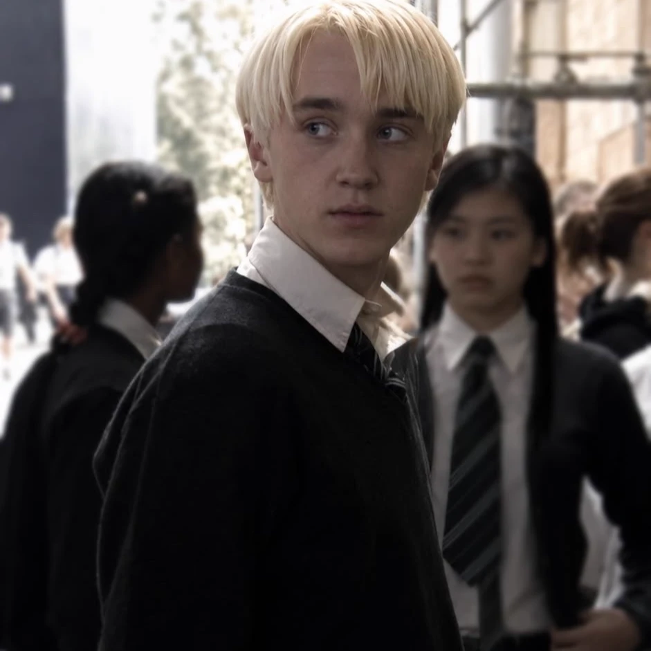 Draco Malfoy thumbnail