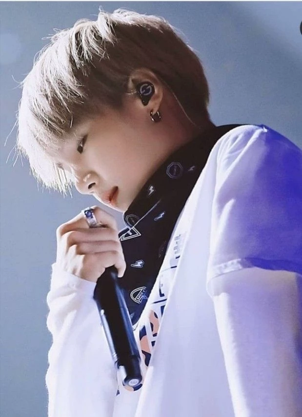 Min Yoongi thumbnail