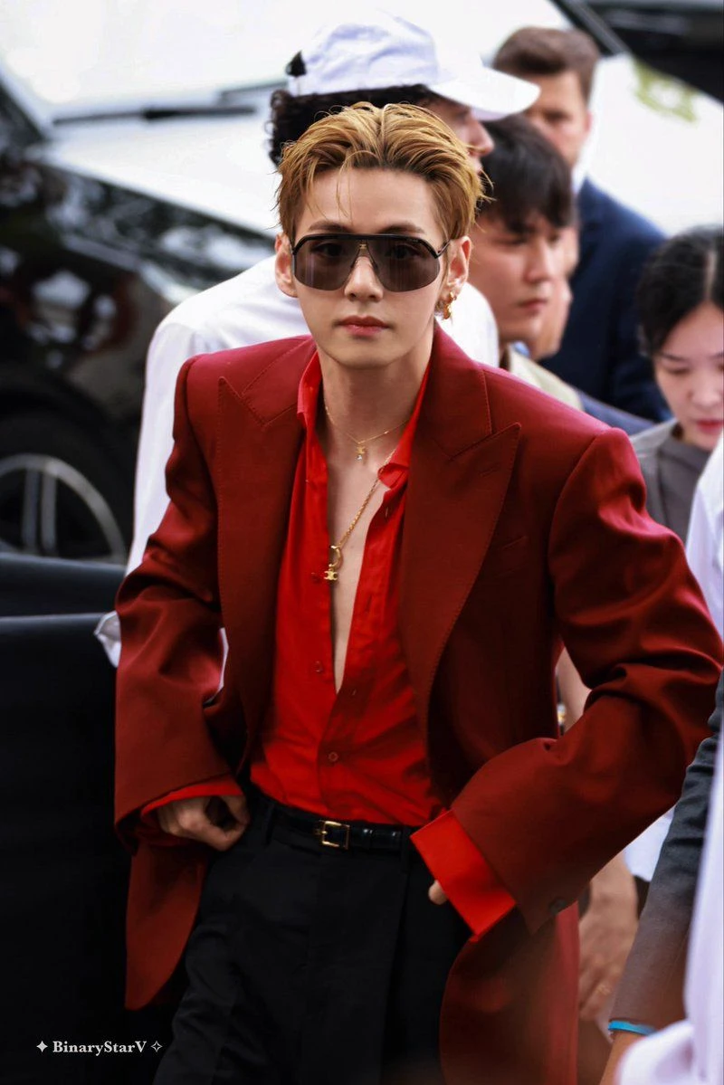 Kim Taehyung thumbnail