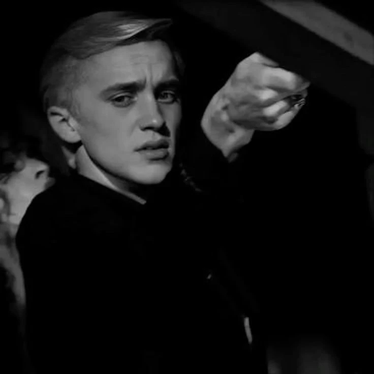 Draco Malfoy thumbnail