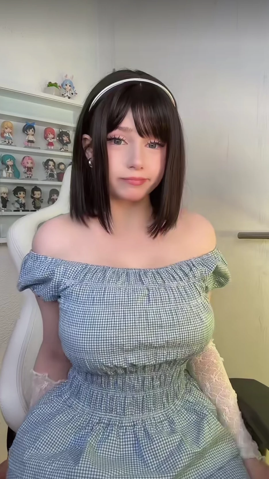 mina thumbnail