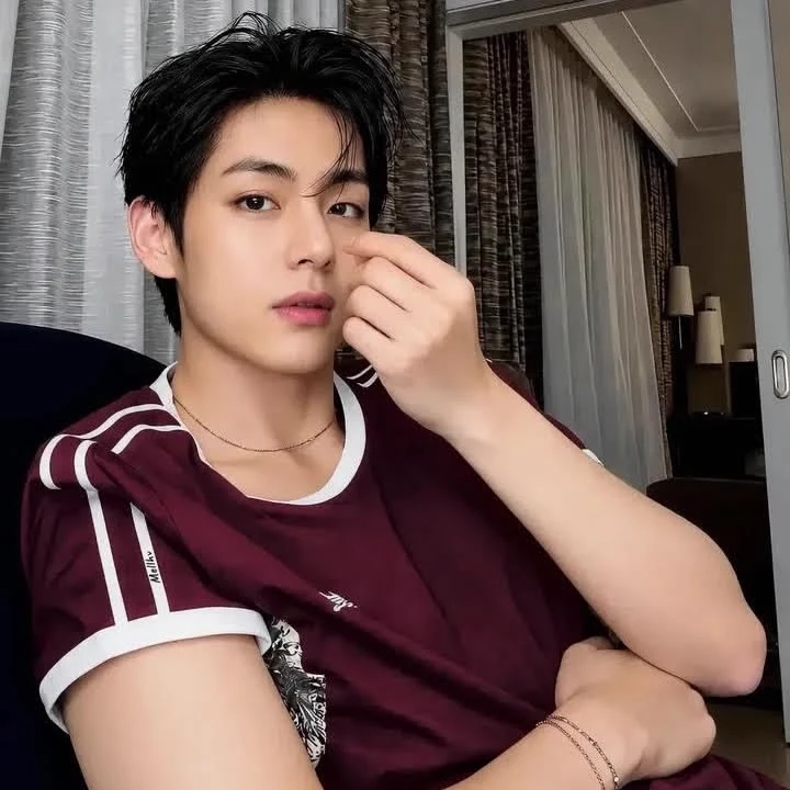 Taehyung thumbnail