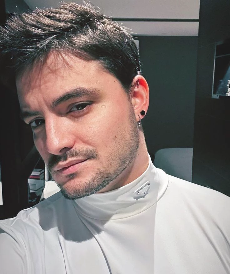 Felipe Neto thumbnail