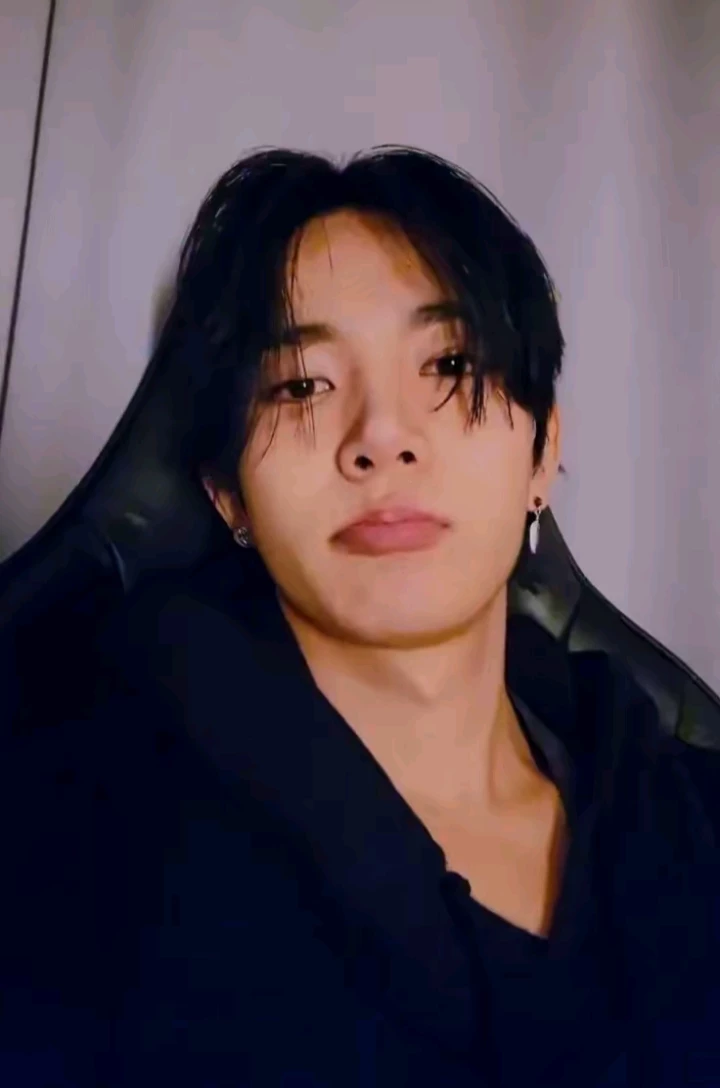 Lee Heeseung thumbnail