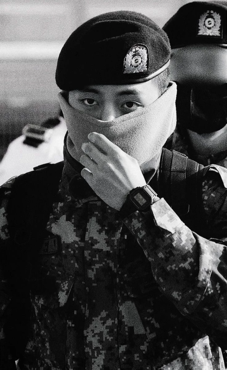 Kim Taehyung thumbnail