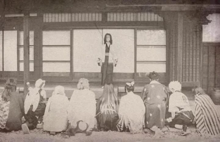 At night, Hashira summon a terrifying spirit thumbnail