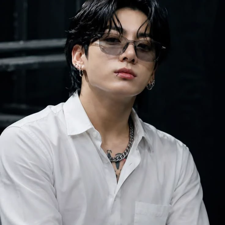 Jeon Jungkook thumbnail